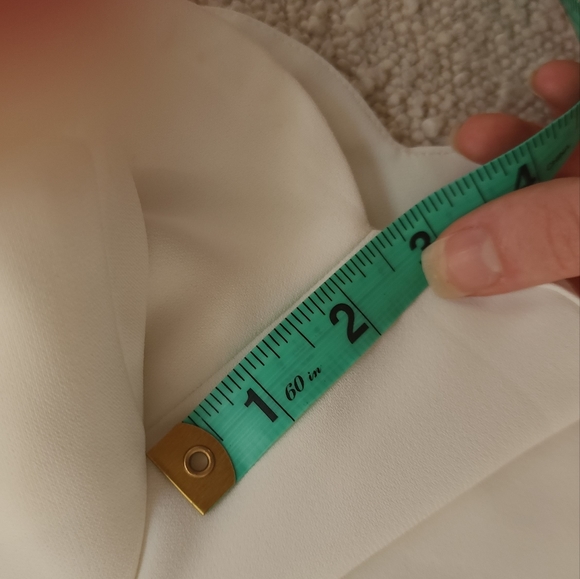 Aritzia Wilfred Arbre Shorts - Picture 6 of 6